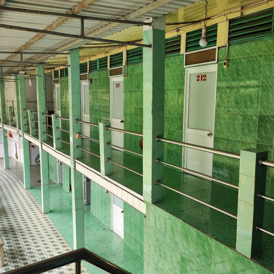Khach San 20 Hotel Chau Doc Luaran gambar